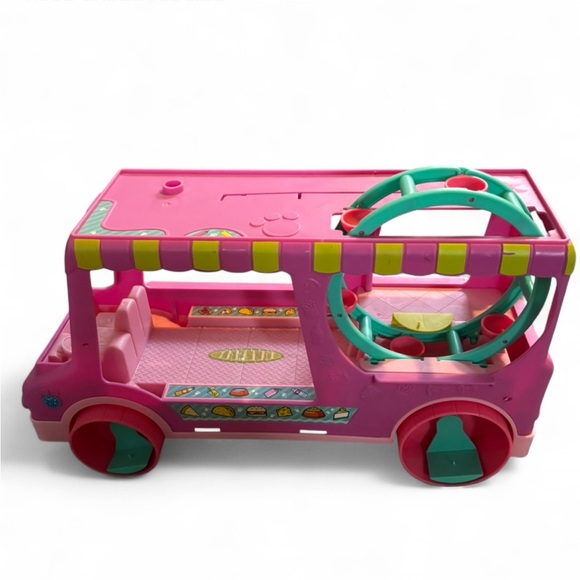 Littlest pet shop food truck and limo - Picture 3 of 3